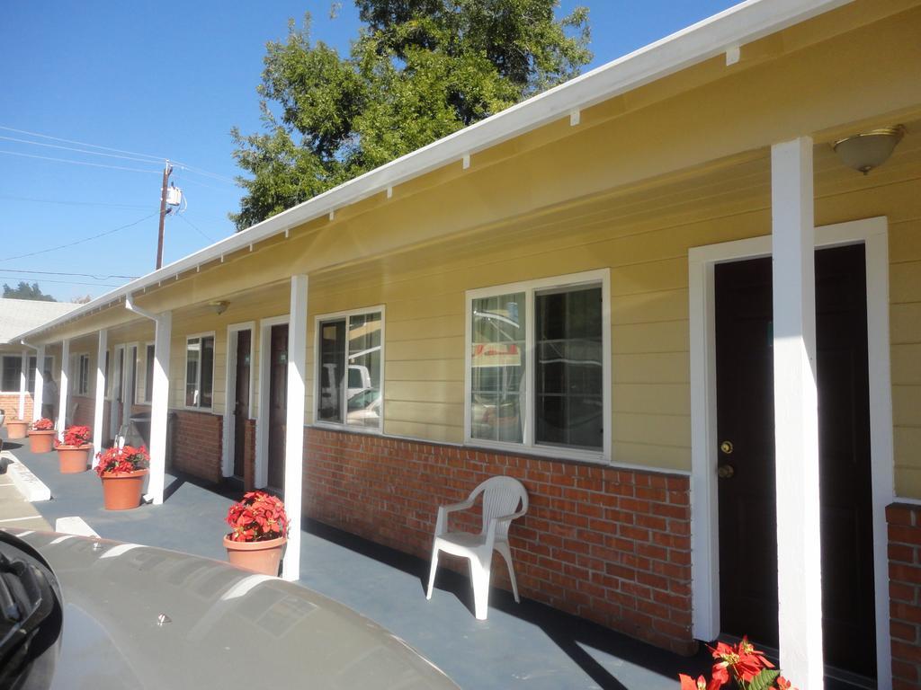 Colusa Motel Экстерьер фото