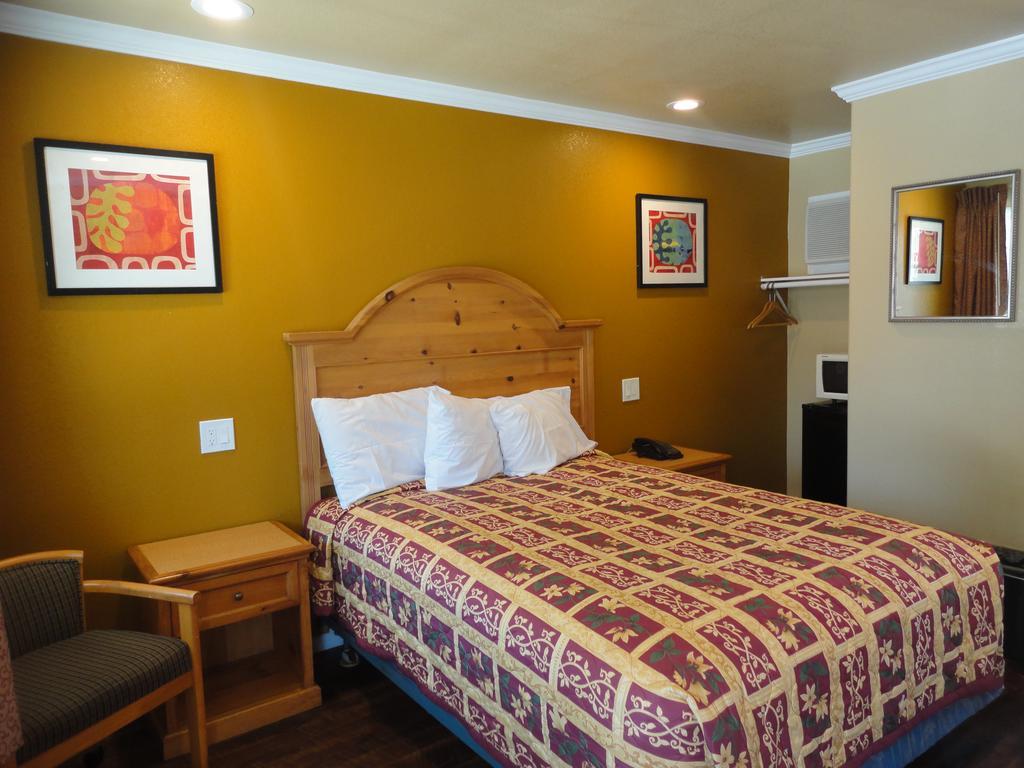 Colusa Motel Экстерьер фото