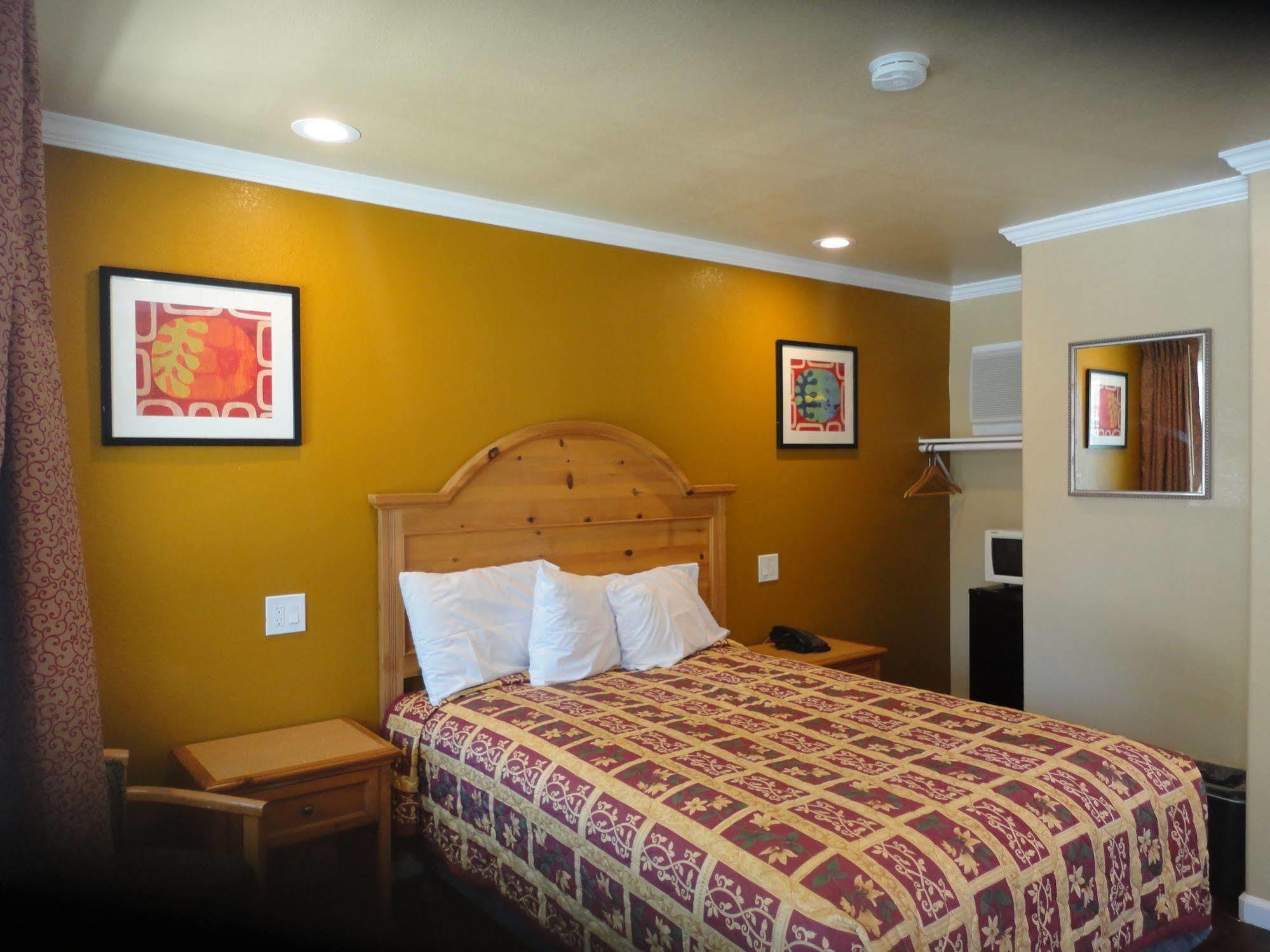 Colusa Motel Экстерьер фото